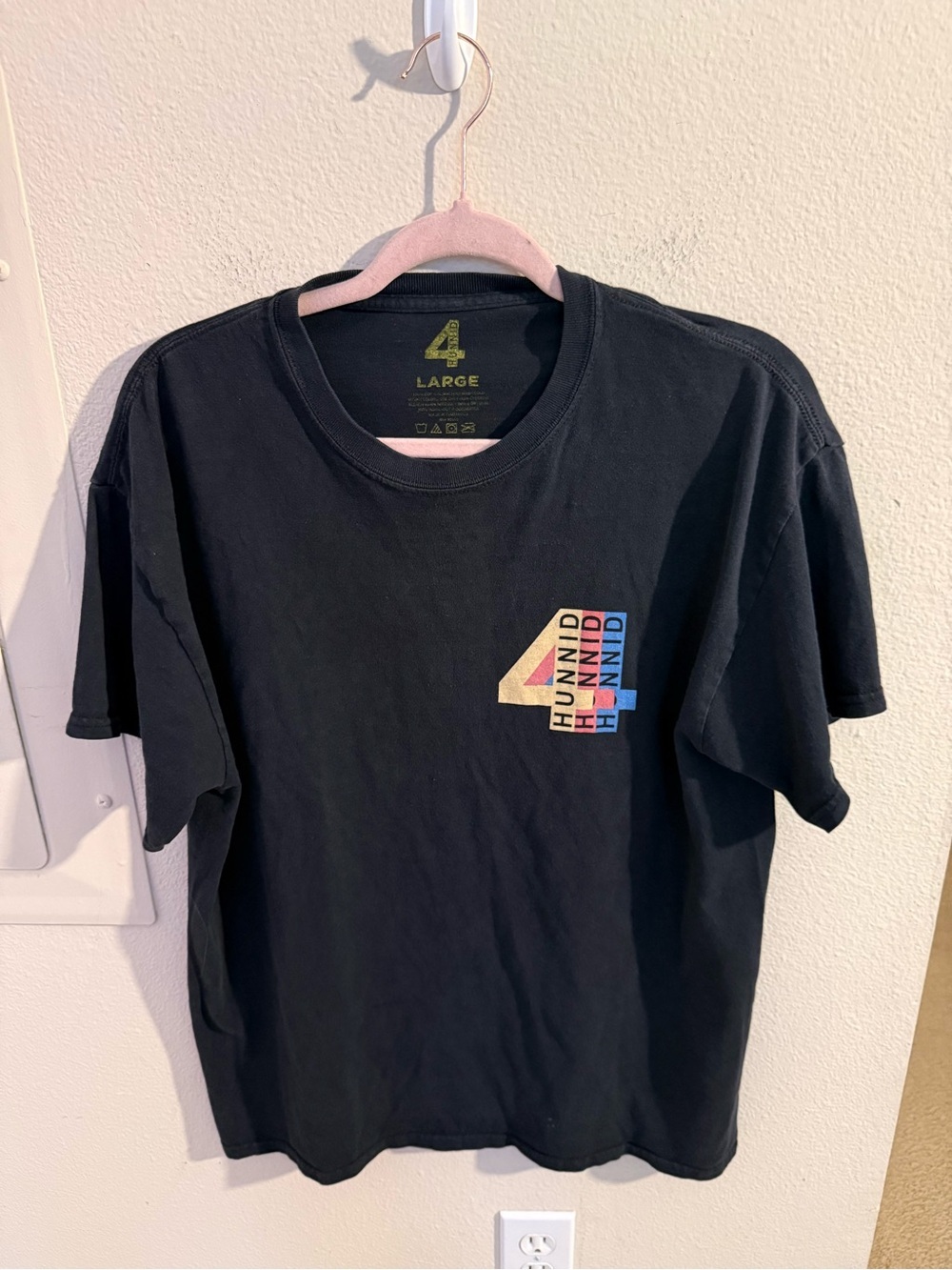 Hunnid 4 Graphic Logo T-Shirt Black Short Sleeve Crew Neck Men’s Large